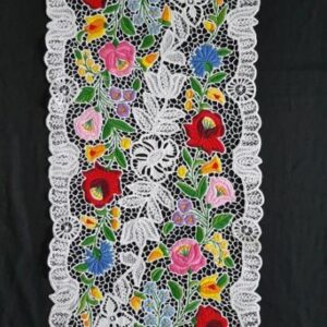 Riselt terítő kalocsai áttört 78x33 cm