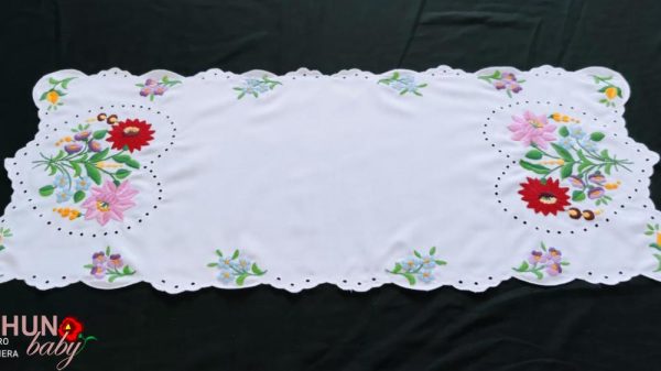 Hímzett futó kalocsai luggalt 85x35 cm