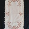 Hímzett terítő drapp kalocsai 53x26 cm