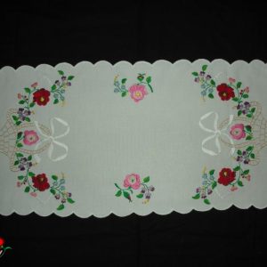 Hímzett terítő futó kalocsai 84x36 cm