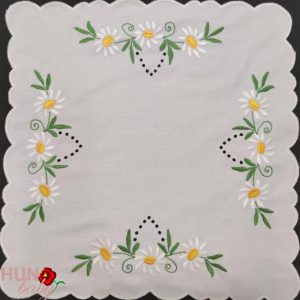 Hímzett terítő margaréttás luggalt 45x45 cm