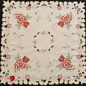 Karácsonyi terítő gépi drapp 85x85 cm