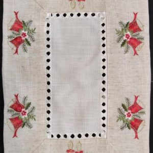 Karácsonyi terítő gépi drapp és fehér 45x30 cm