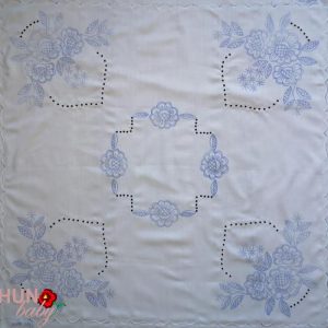 Előnyomott terítő szegett 85x85 cm