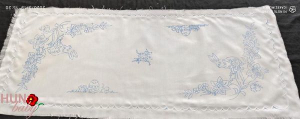 Előnyomott terítő szegett húsvéti futó 85x35 cm