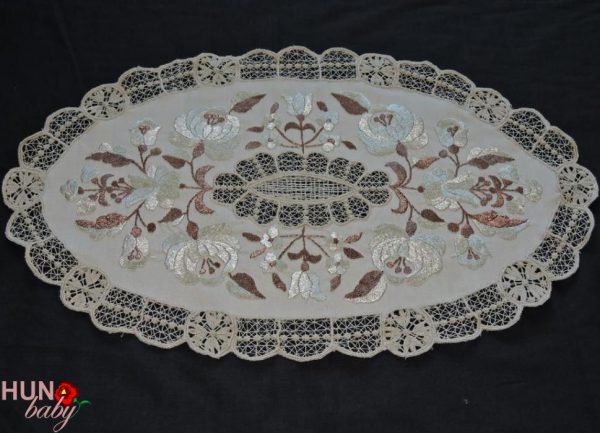 Riselt terítő drapp kalocsai 50x29 cm
