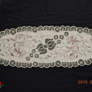 Riselt terítő drapp kalocsai 66x25 cm